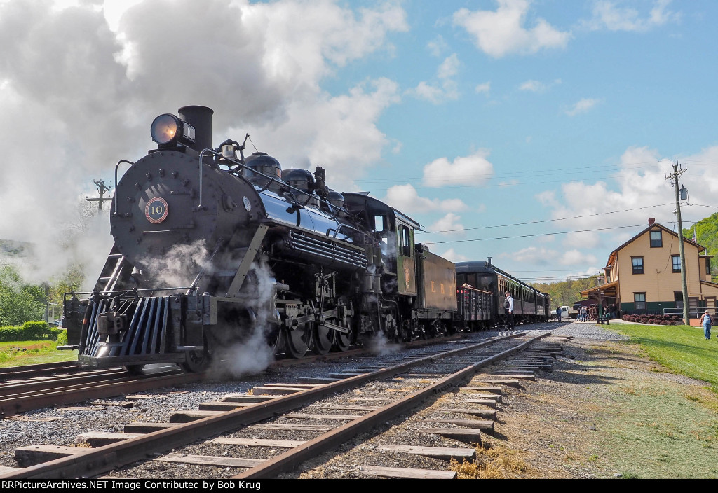 EBT 16 simmering at the depot